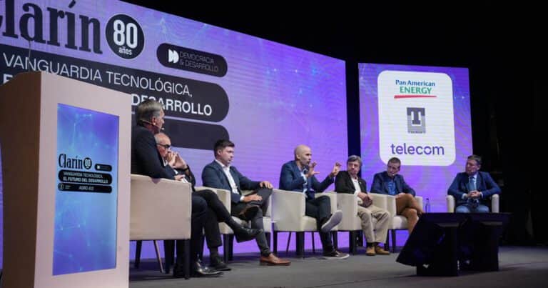 Democracia y Desarrollo: empresarios del campo pidieron «reglas claras» y baja de las retenciones