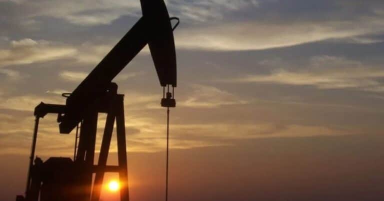 Con la quita de retenciones al petróleo convencional, Milei da una señal a la Patagonia