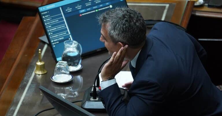 Discusiones, un nuevo protocolo en Diputados y polémica: Martín Menem pidió que todos devuelvan los despachos y amenaza con multas