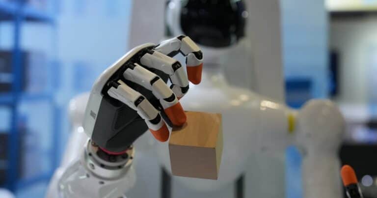 Tecnología y servicios, la nueva revolución industrial