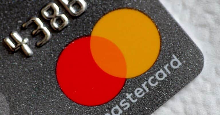 Guerra de gigantes: llegan a la Argentina los bots que hacen compras y reemplazan al usuario