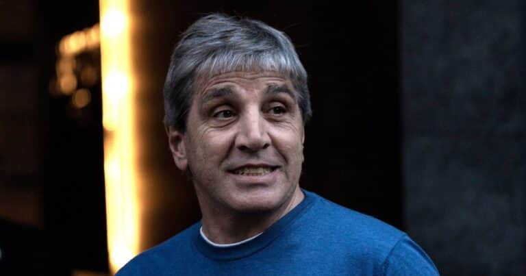 Luis Caputo dijo que Argentina vive un cambio histórico: «Somos primera minoría en Diputados, se terminó esa amenaza de que nos pueden voltear»
