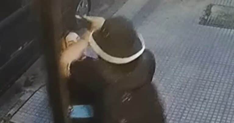 Balvanera: atacó a una mujer policía por la espalda e intentó robarle el arma reglamentaria