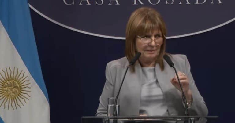 El Gobierno denunció a Tapia y Toviggino ante Conmebol, Bullrich habló de «mafia» y la AFA se defendió