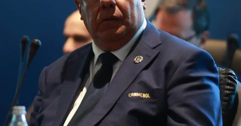 Aparecen más vínculos de Chiqui Tapia con empresas investigadas por lavado de dinero