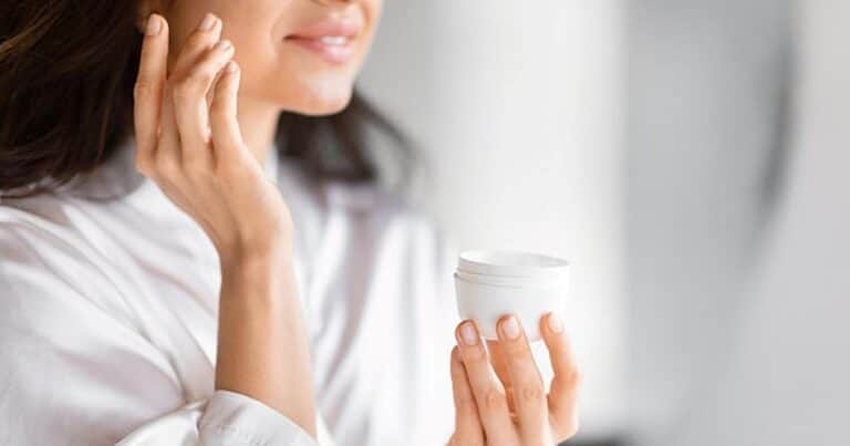 A los 60 la piel cambia: “Hay cuidados clave en esta etapa”, advierte la dermatóloga María Garayar