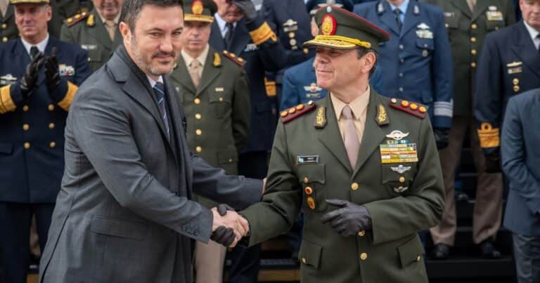 Luis Petri defendió la designación de Presti: «A los kirchneristas les gustaba poner Montoneros; a nosotros, militares»