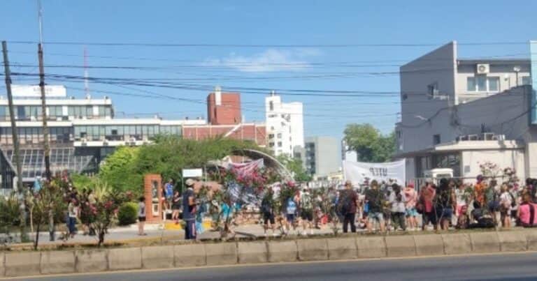 «Si no baja el intendente, va a pasar lo de Quilmes», cooperativistas de Grabois contra otro municipio gobernado por La Cámpora