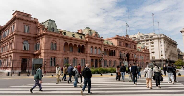 El Gobierno oficializó el asueto en vísperas de Navidad y Año Nuevo para la administración pública nacional