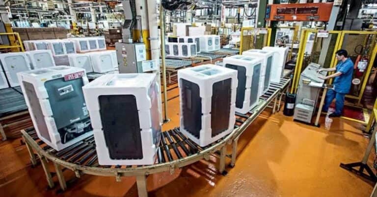 Sigue en caída uno de los sectores más débiles de este esquema económico: la actividad industrial perdió otro 6% de actividad