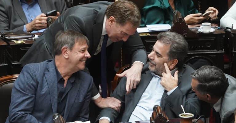 La UCR y el PRO negocian volver a juntarse: le sacarían el tercer lugar en Diputados a los gobernadores