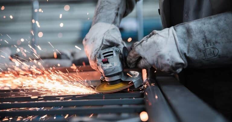 El desempleo bajó a 6,6% durante el último año