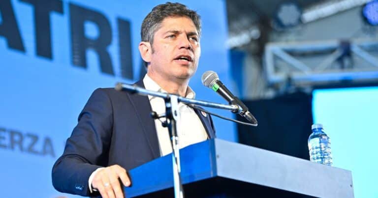 Kicillof mete más presión para que le aprueben el pedido para endeudarse y promete hasta $ 350.000 millones a los intendentes