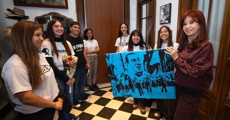 Cristina Kirchner apeló la ejecución de 20 propiedades en la causa Vialidad y no quiere restricciones a las visitas en San José 1111