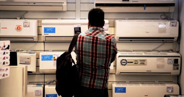Electrodomésticos más baratos: los precios bajaron 25% por el «tsunami» de importaciones y se espera otra caída en 2026