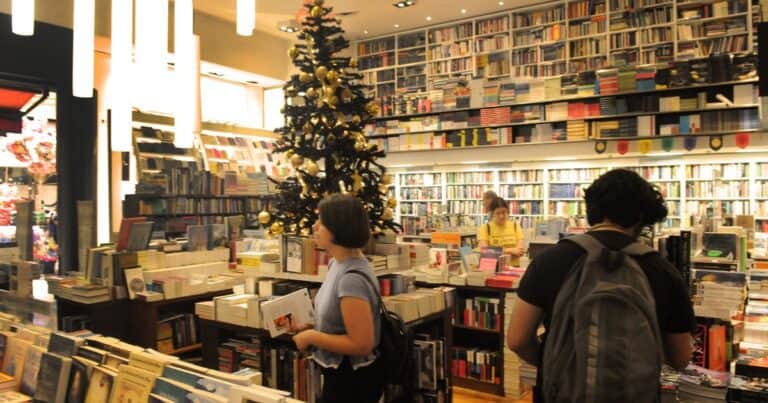 Los mejores libros para regalar en Navidad 2025: guía definitiva de Vogue