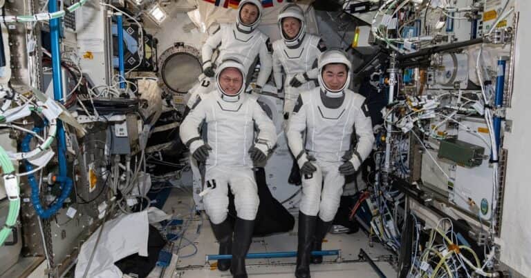 La NASA y SpaceX traen de vuelta a los astronautas de la Estación Espacial Internacional: los motivos