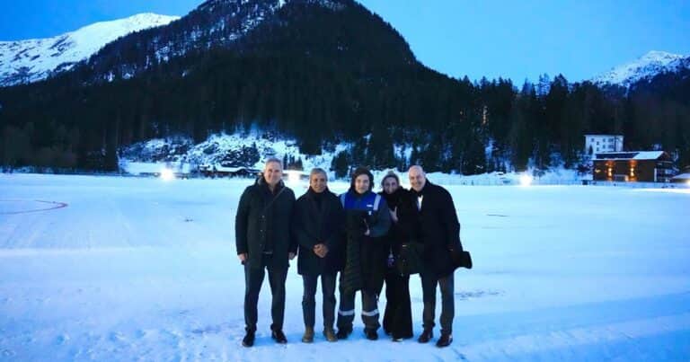 Caputo calificó de “muy fructífero” el viaje a Davos y dijo que Milei “atrae inversiones”