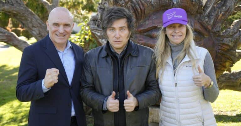 «La mayoría son corruptos»: nueva encuesta con un porcentaje muy incómodo para el Gobierno