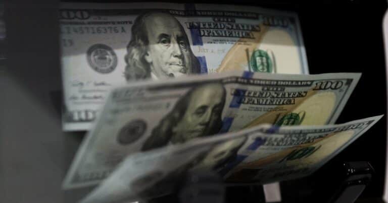 Dólar hoy y dólar blue, EN VIVO: a cuánto cotiza el oficial y cuál es el precio del paralelo este martes 20 de enero, minuto a minuto