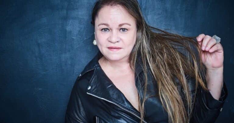 La escritora cubana que visitó a Milei en la Derecha Fest y pidió «drones de Trump» contra el régimen castrista