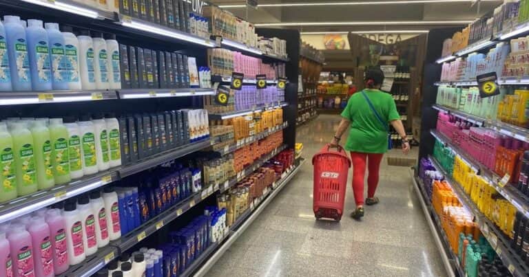 ¿Cómo arrancó la inflación en 2026?: frutas, verduras y carnes lideran los aumentos de enero