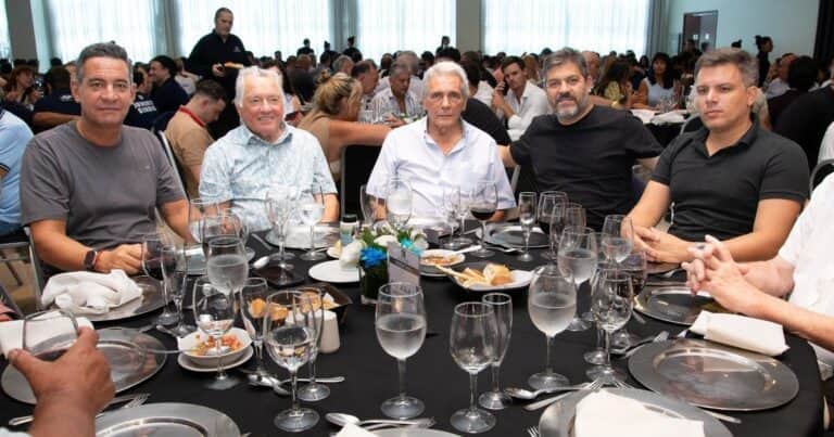 Con un enviado de Axel Kicillof, el sindicalista Luis Barrionuevo encabezó un encuentro contra la Reforma Laboral