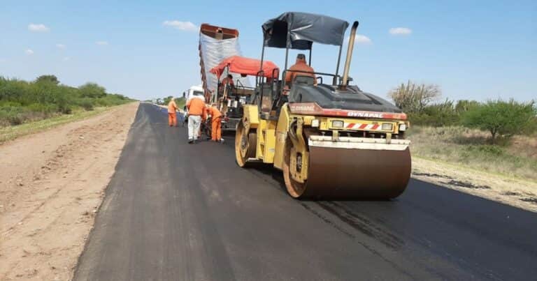 La inversión pública se redujo 27% en 2025 y fue uno de los rubros que más explicó el ajuste del gasto