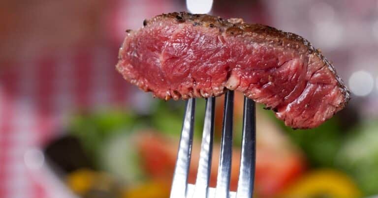 El Nobel Zur Hausen: “El consumo de carne de origen vacuno es un factor de riesgo elevado”