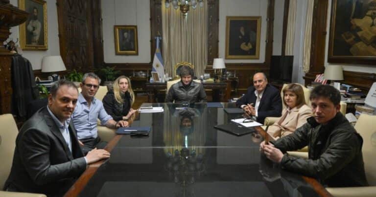 Con la reforma laboral como prioridad, el oficialismo define su estrategia para extraordinarias