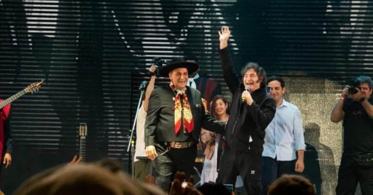 Javier Milei y sus medidas, EN VIVO: tras su show en el festival de Jesús María, el Presidente viaja a Paraguay para la firma del acuerdo Mercosur-UE