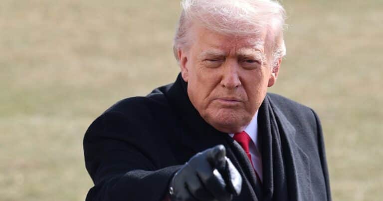 Donald Trump cambia su imagen: ahora su cabello es blanco