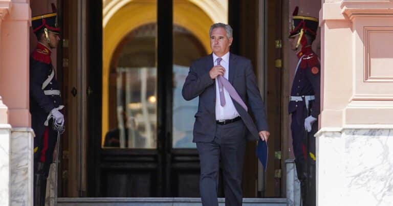 El canciller Pablo Quirno se burló de las remodelaciones que Boca anunció para la Bombonera