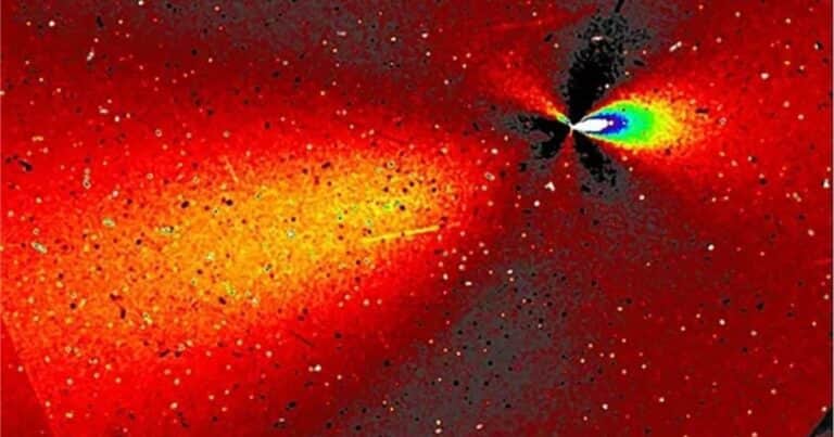 Nuevas imágenes del 3I/Atlas alimentan la teoría que es una nave espacial extraterrestre