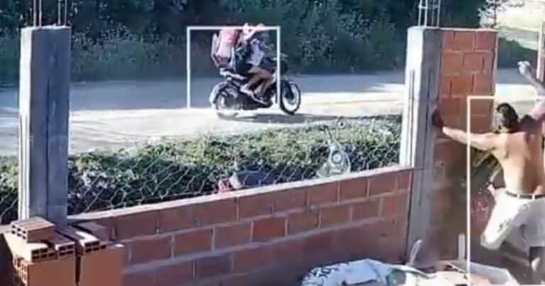 Se hacen pasar por repartidores y roban al voleo en La Matanza: «Quedate quietito ahí porque te quemo, amigo»