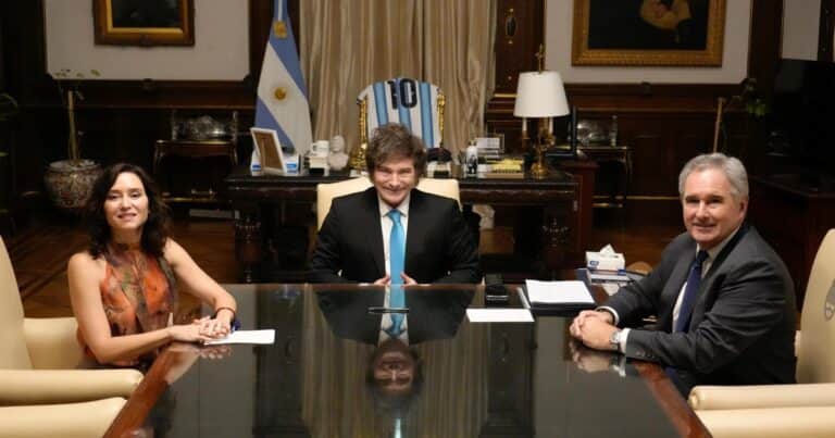 Javier Milei y sus medidas, EN VIVO: el Presidente sigue desde Olivos el «minuto a minuto» de las liberaciones de presos políticos en Venezuela