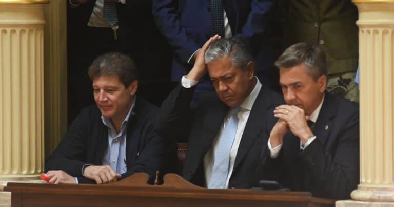 Pelea por la recaudación: las transferencias a las provincias crecieron 2,7% en 2025