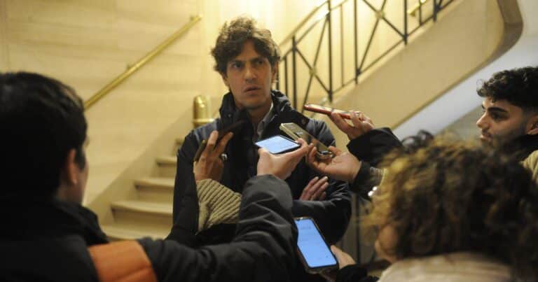 Más poder para la SIDE: la oposición alerta que la reforma de la Ley de Inteligencia es para «espionaje interno»