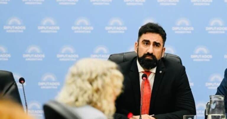 La irónica reacción de un diputado libertario contra la próxima película de Santiago Mitre sobre la dictadura