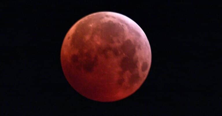 Cuándo es el eclipse de Luna Roja de 2026: en dónde se verá el fenómeno que tendrá una duración de 82 minutos