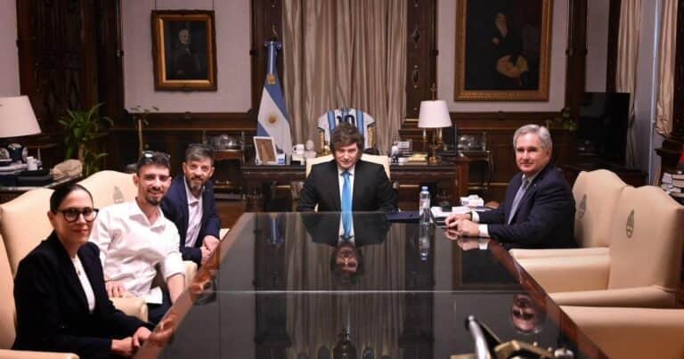 Javier Milei recibió a dos rehenes liberados por Hamas que son de origen argentino