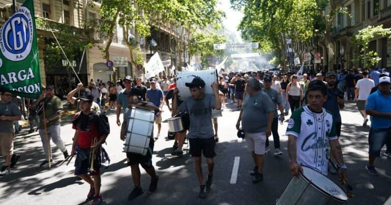 Paro general: el Gobierno les descontará el día a los empleados públicos que adhieran a la medida