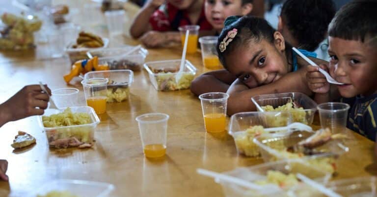 La suba de los alimentos frena la baja de la pobreza y la vuelve a empujar al alza