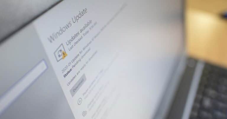 Actualizar Windows ya no es opcional: cuáles son los riesgos de seguir postergándolo