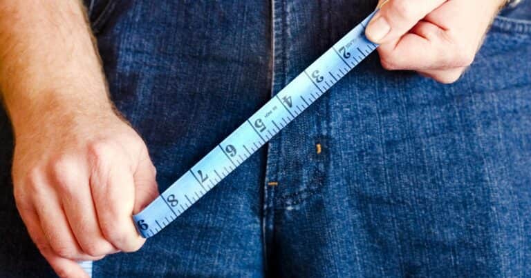 «Micropene», el trastorno médico invisible que afecta a miles de hombres