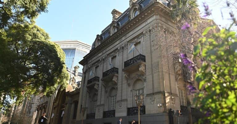 La SIDE asegura que evitó un ciberataque contra Cancillería