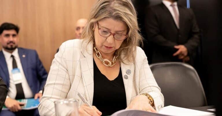 «Autopuesta en peligro»: el Gobierno armó un operativo especial para la prensa frente al Congreso por temor a nuevos incidentes