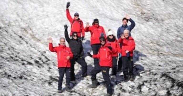 Chile avanza en la Antártida, deja a la Argentina afuera de una expedición y ejercita con el Reino Unido