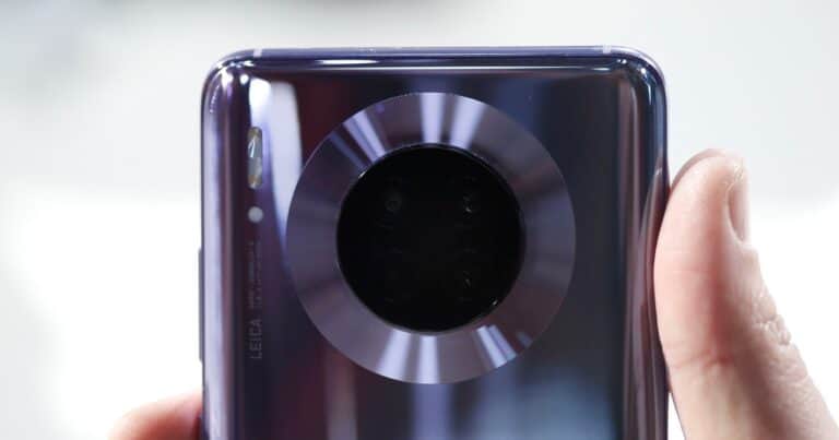 Cómo evitar que activen la cámara de tu celular sin que lo sepas: riesgos reales y señales de alerta