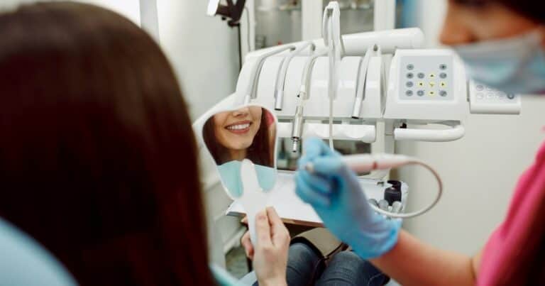 Día Internacional del Dentista: por qué se celebra el 9 de febrero y las mejores frases para enviar hoy